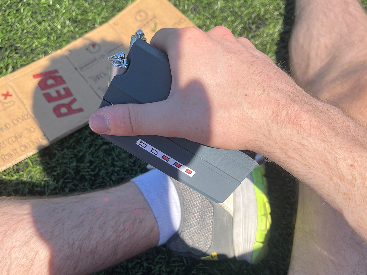 Prototype to show the lasers spreading out if the REDI device is held too close to the injury