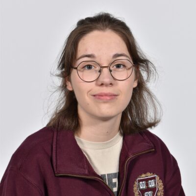 daisy-newton profile photo